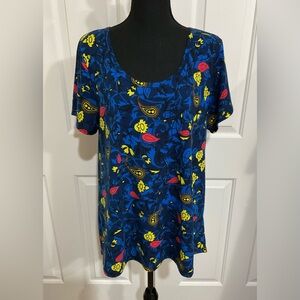 LuLaRoe XL Blue Graphic Classic T